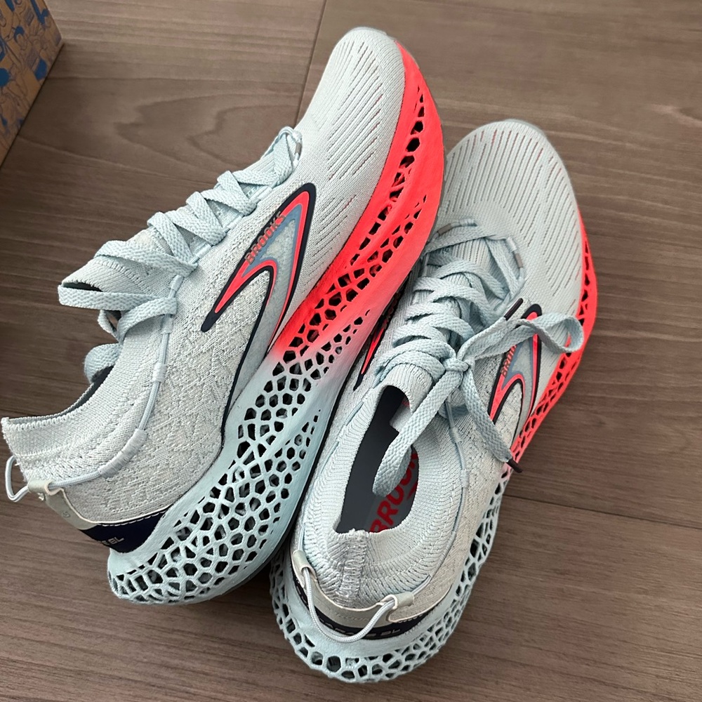 Brooks Women's Light Gray and Coral Athletic Running Shoes